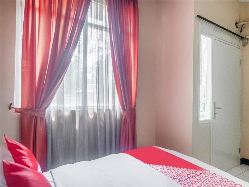 Oyo 3146 Emerald Hill Telukjambe Екстер'єр фото